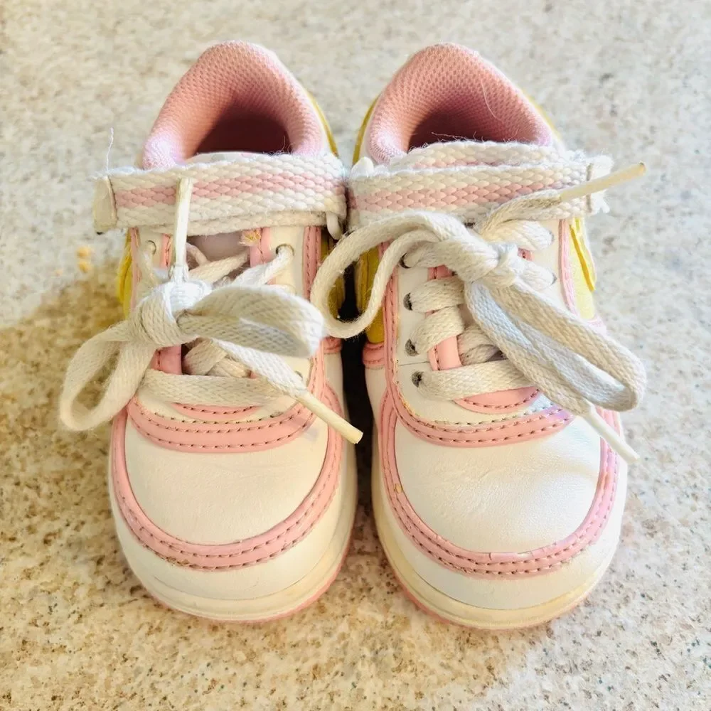 Nike Air Vance – Vintage 2008 Toddler Sneakers White/Pink/Yellow Size 5.5C